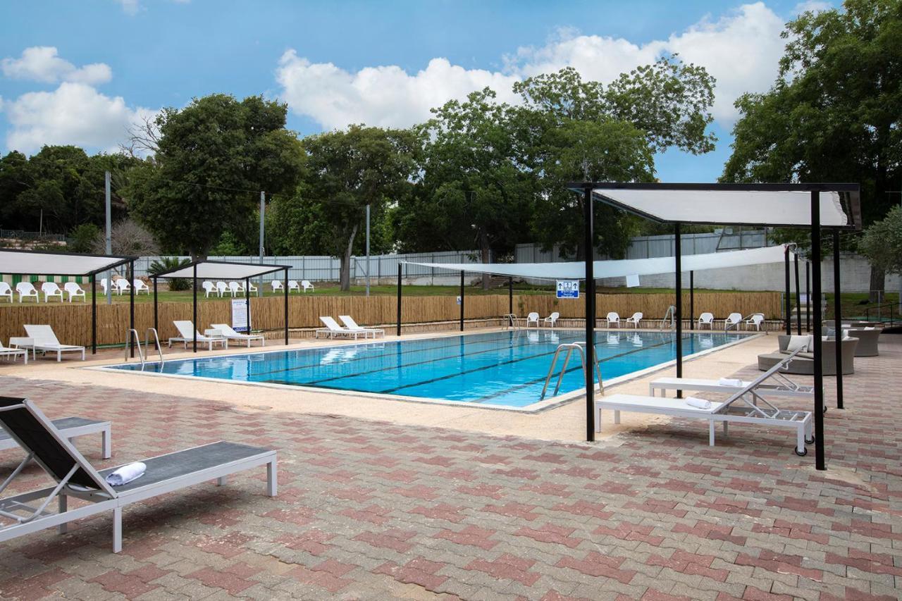Eden Inn Zikhron Ya'akov Ngoại thất bức ảnh