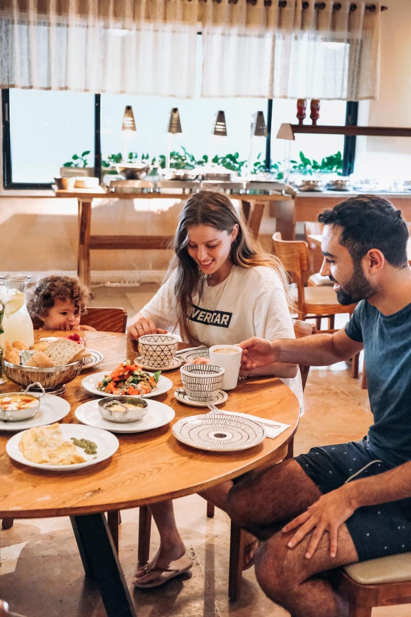 Eden Inn Zikhron Ya'akov Ngoại thất bức ảnh