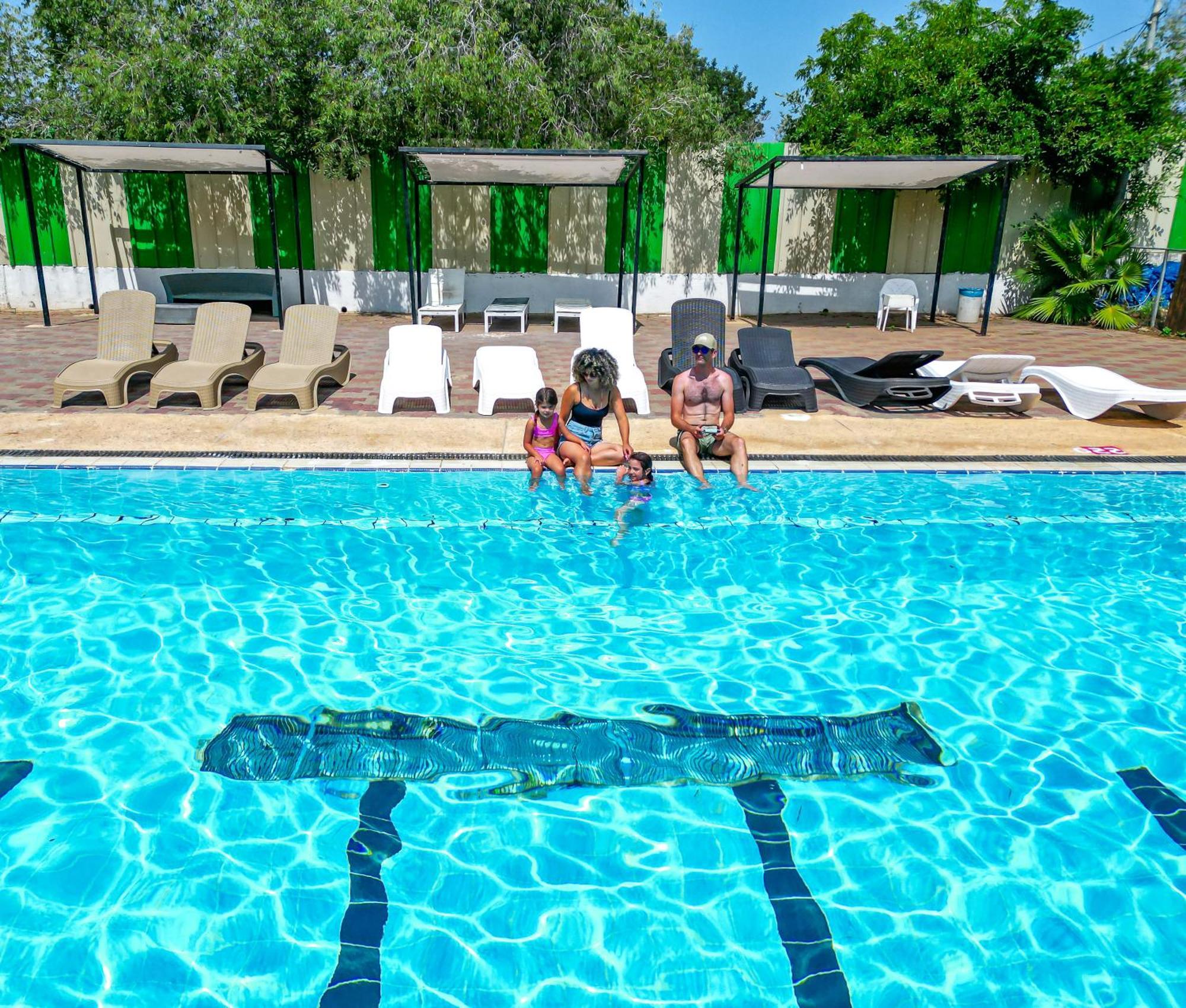 Eden Inn Zikhron Ya'akov Ngoại thất bức ảnh